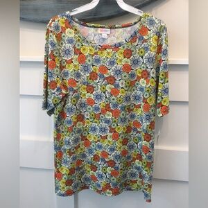 LuLaRoe Short Sleeve Scoop Neck Top in Blue, Yellow, Orange, Green